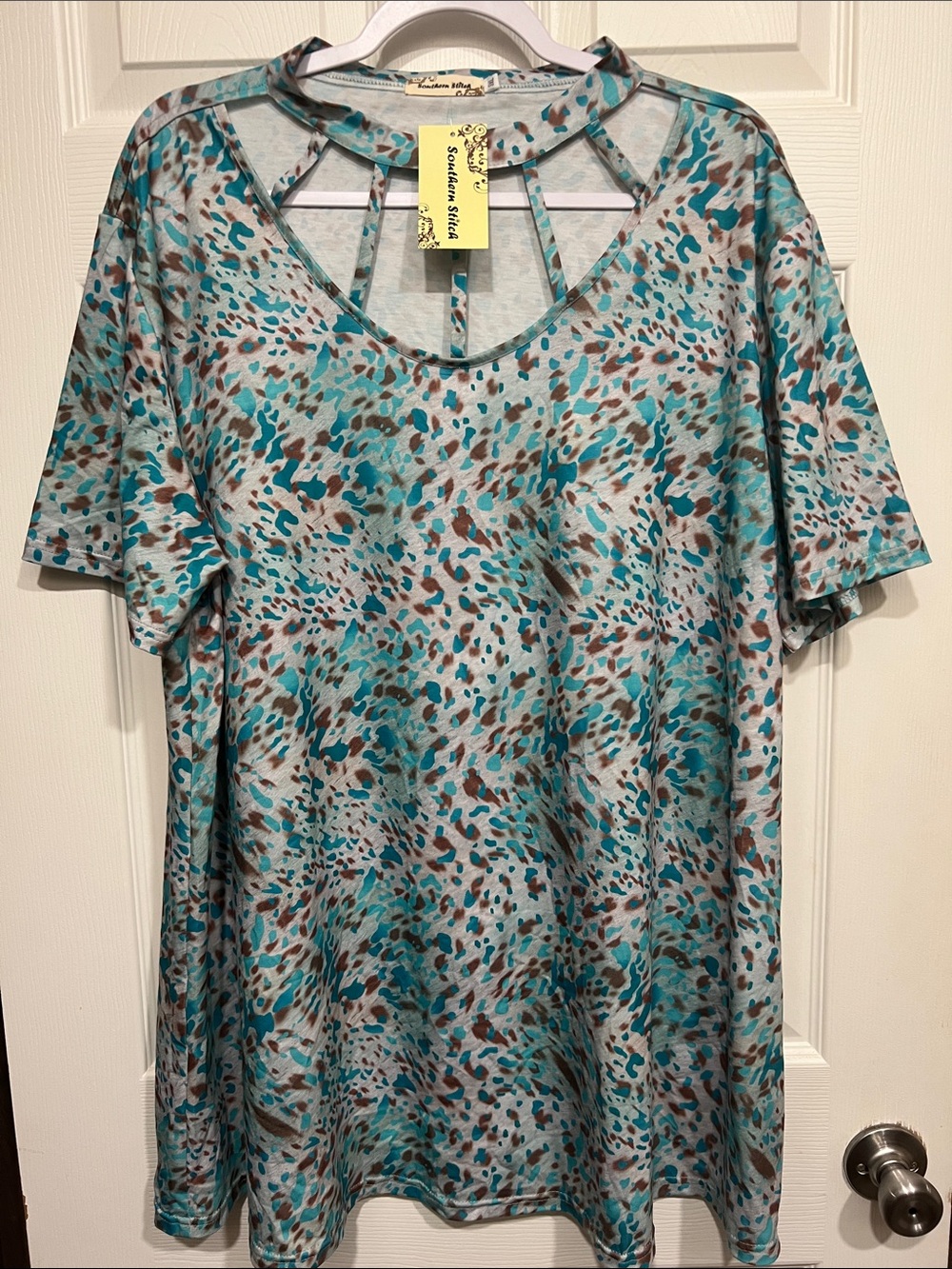 Southern Stitch Cutout Neck Short Sleeve Animal-Print Top in Teal and Brown